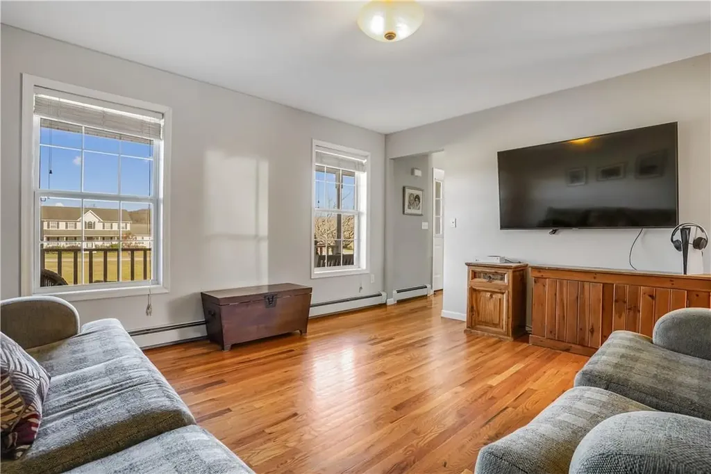 8 Benson Lane Dover Plains NY 12522