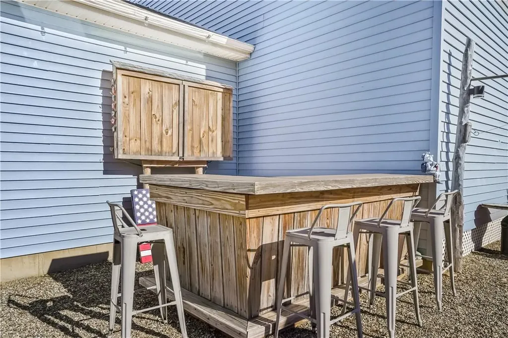 8 Benson Lane Dover Plains NY 12522