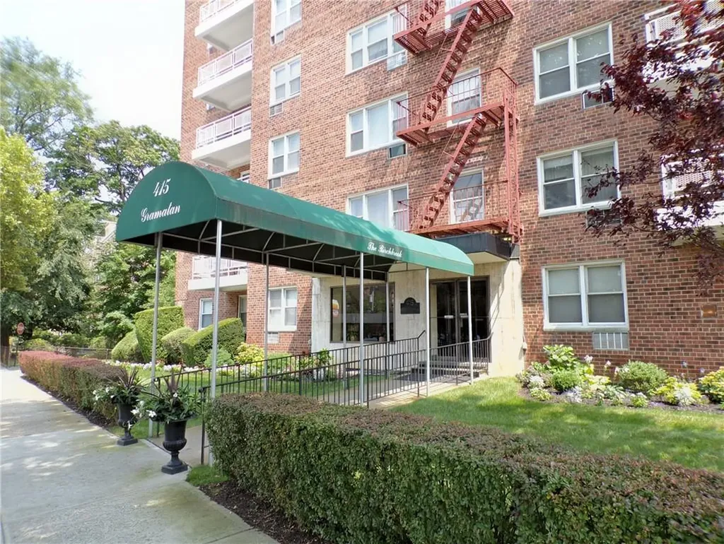 415 Gramatan Avenue Mount Vernon NY 10552