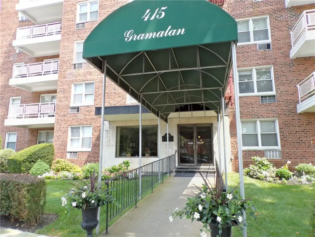 415 Gramatan Avenue Mount Vernon NY 10552