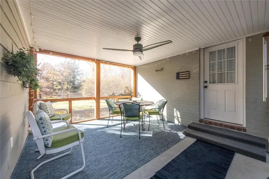 25 Schoolhouse Lane Poughkeepsie NY 12603