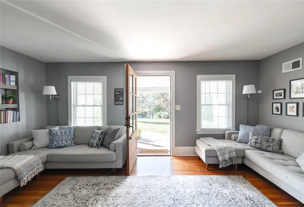 25 Schoolhouse Lane Poughkeepsie NY 12603