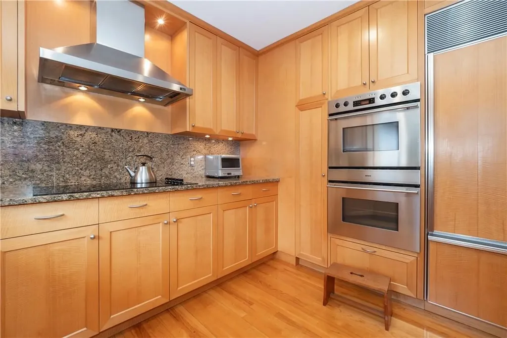 15 Lynn Road Poughkeepsie NY 12603