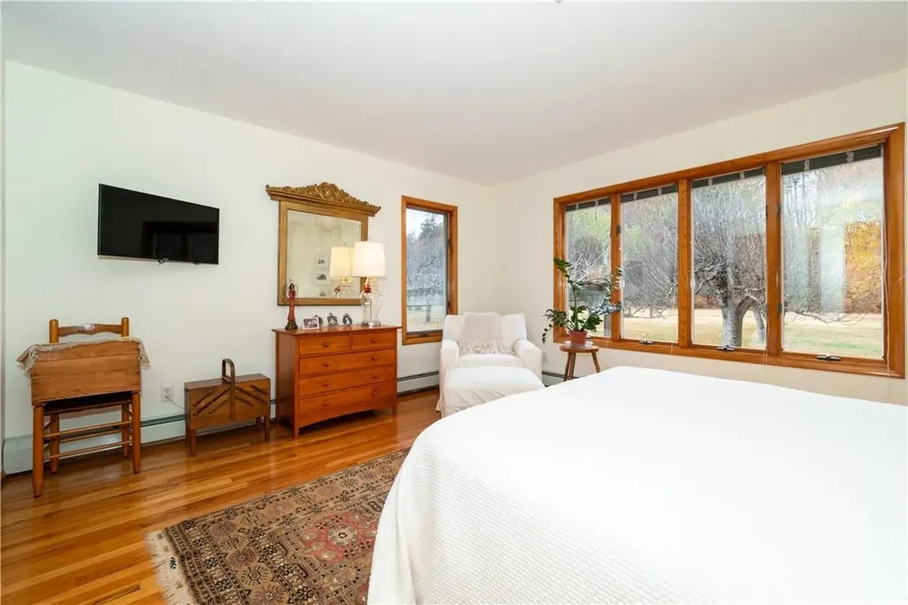 15 Lynn Road Poughkeepsie NY 12603