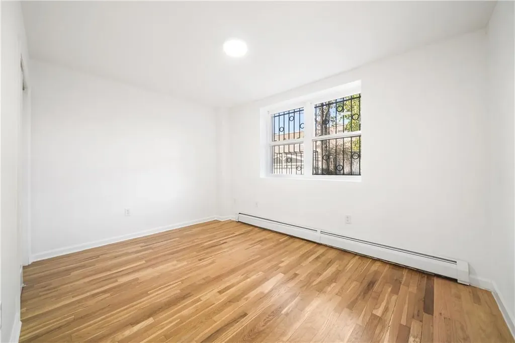 737 E 222nd Street Bronx NY 10467
