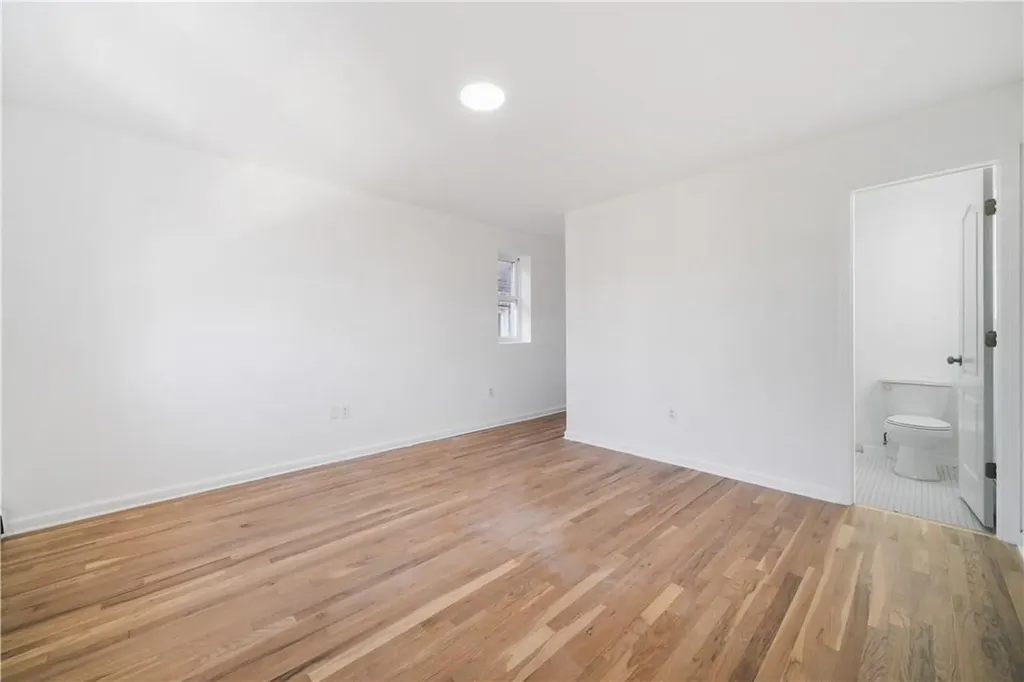 737 E 222nd Street Bronx NY 10467
