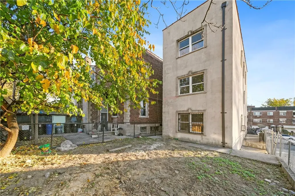 737 E 222nd Street Bronx NY 10467
