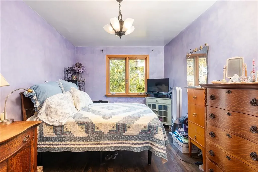 4228 196th Street Flushing NY 11358