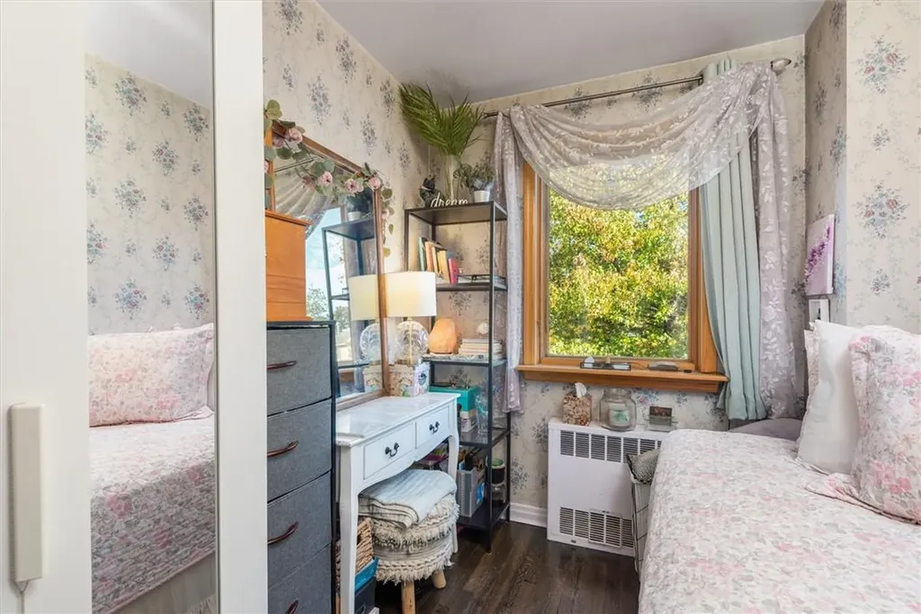 4228 196th Street Flushing NY 11358