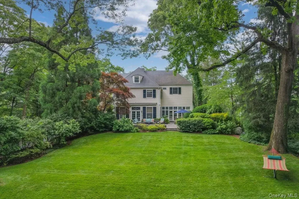 2 Sackett Circle Larchmont NY 10538