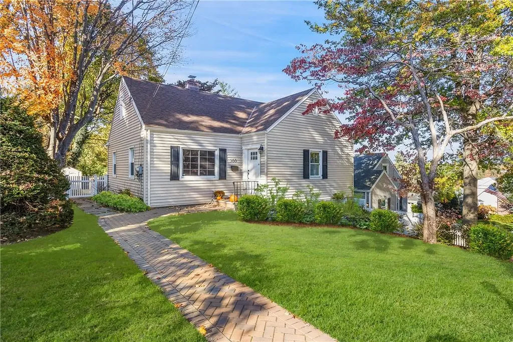 568 Ridgeway White Plains NY 10605