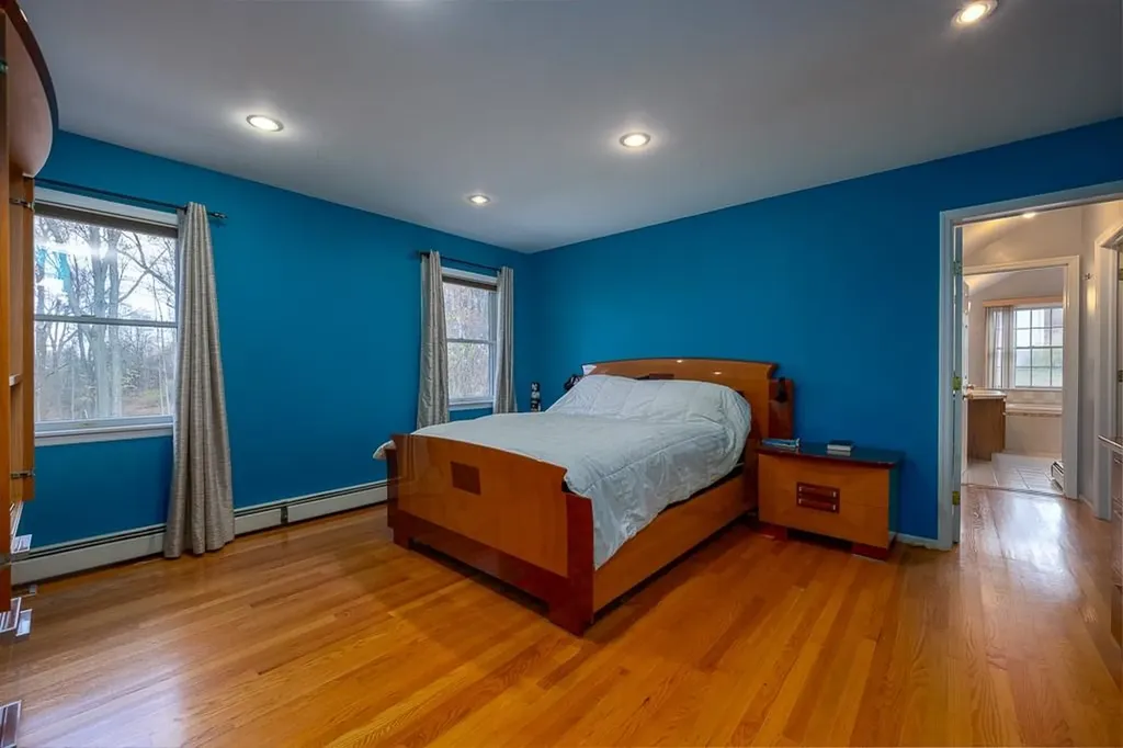 2 Lori Court Spring Valley NY 10977
