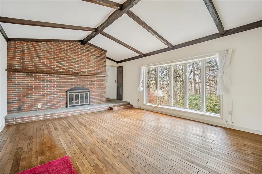 461 E Mountain Road S Cold Spring NY 10516