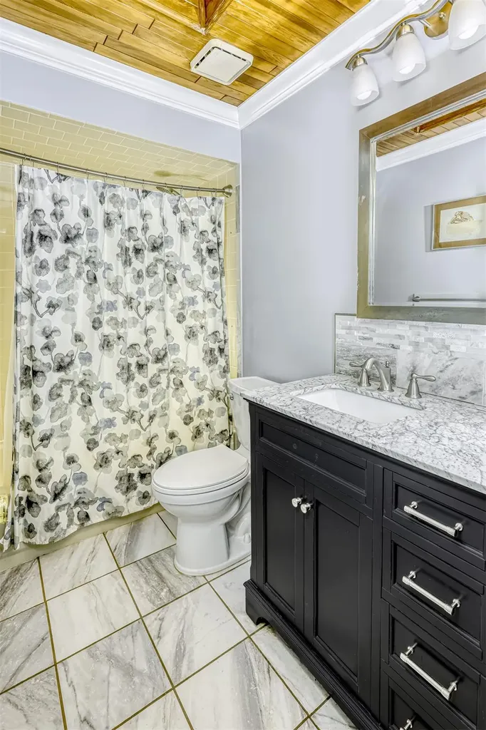 23 Landau Lane Spring Valley NY 10977