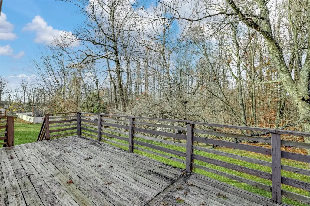 23 Landau Lane Spring Valley NY 10977