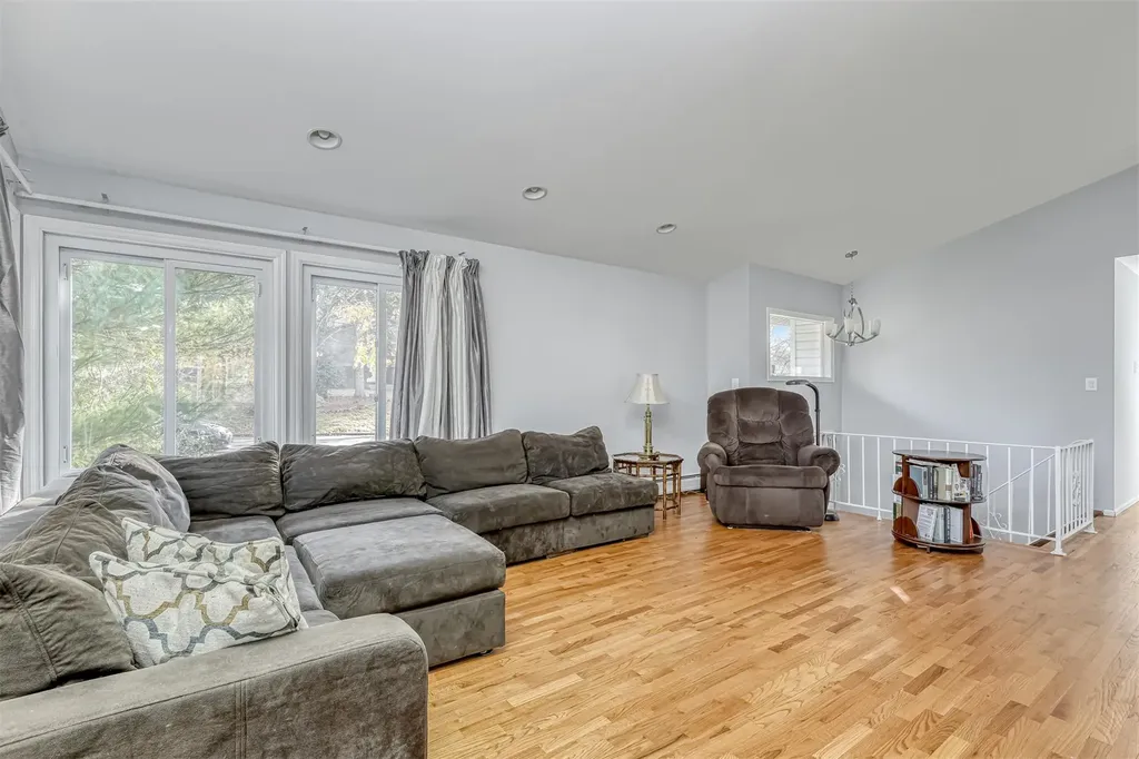 23 Landau Lane Spring Valley NY 10977
