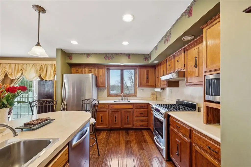 423 Rock Cut Road Walden NY 12586
