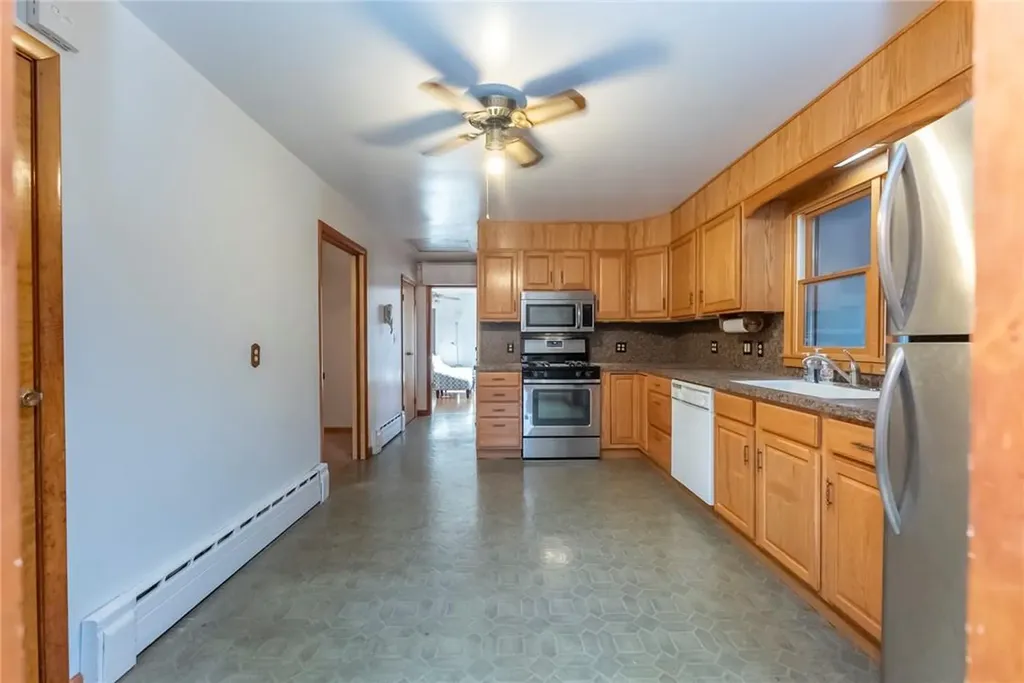 2084 Route 32 Saugerties NY 12477