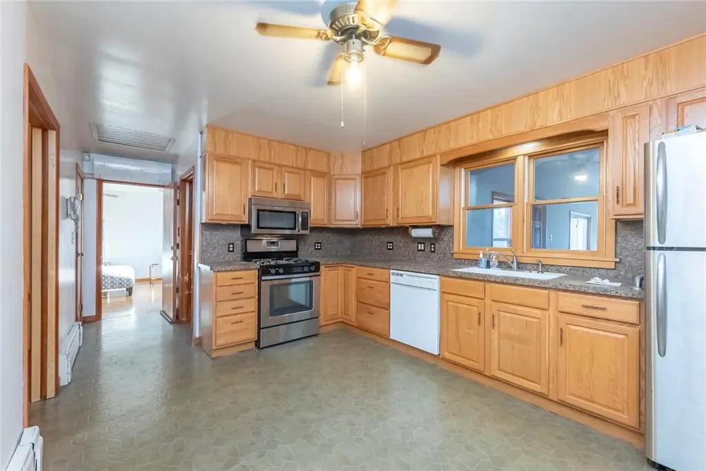 2084 Route 32 Saugerties NY 12477