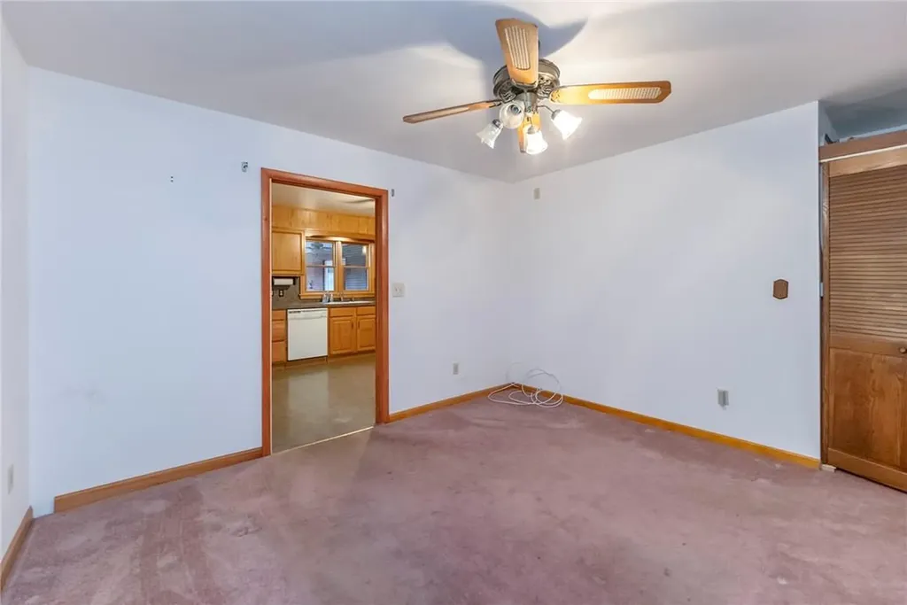 2084 Route 32 Saugerties NY 12477