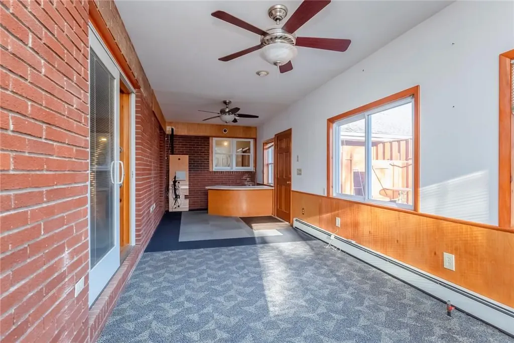 2084 Route 32 Saugerties NY 12477