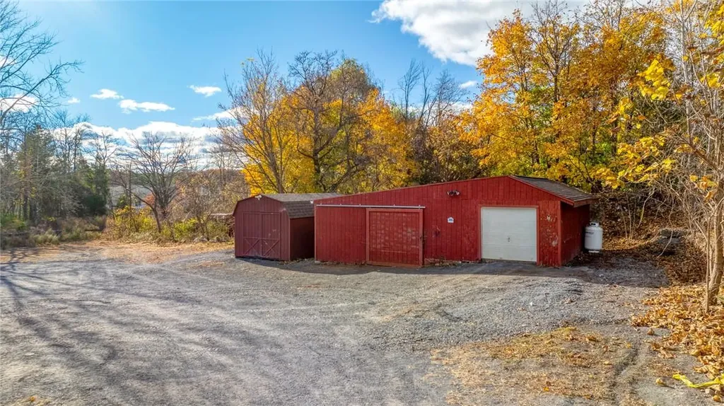 2084 Route 32 Saugerties NY 12477