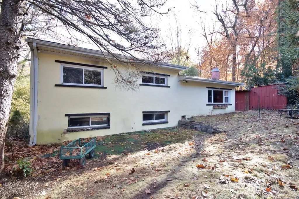 40 Mckinley Avenue Valhalla NY 10595