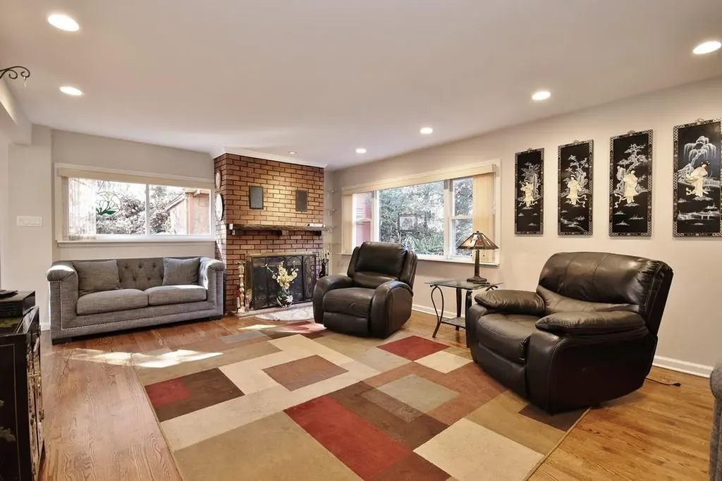 40 Mckinley Avenue Valhalla NY 10595