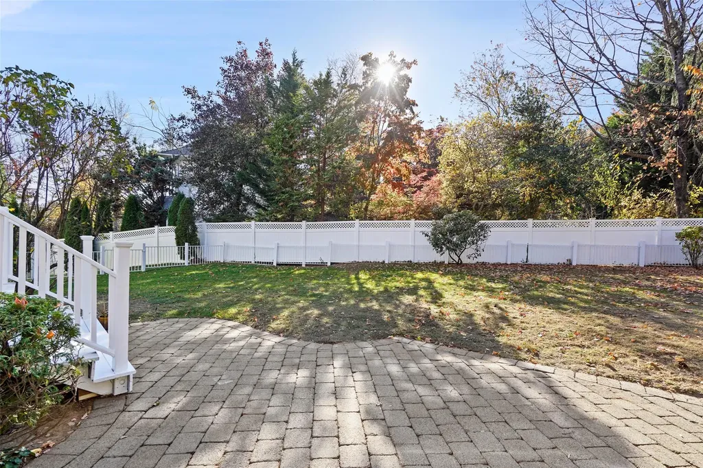 147 Montgomery Circle New Rochelle NY 10804
