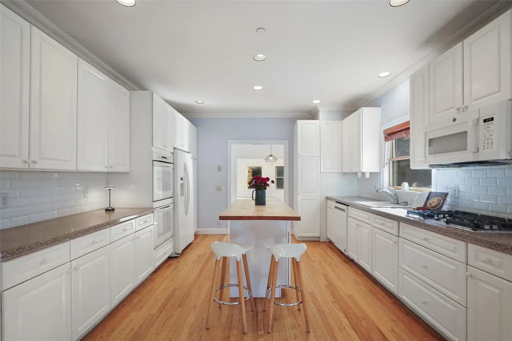 147 Montgomery Circle New Rochelle NY 10804