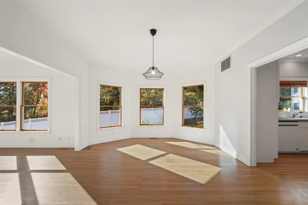 147 Montgomery Circle New Rochelle NY 10804