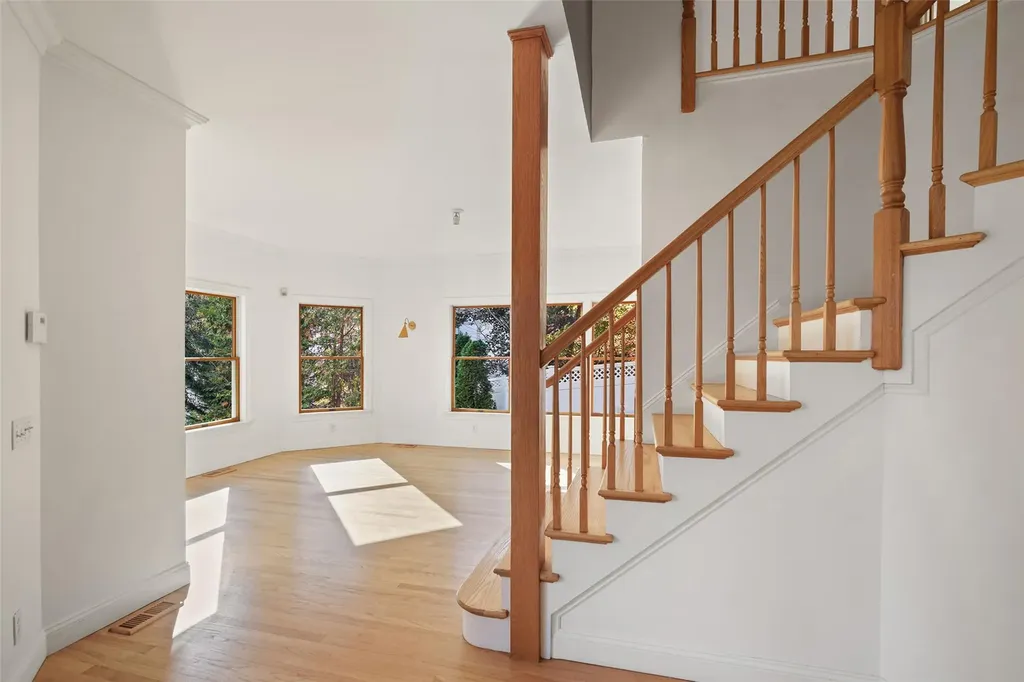 147 Montgomery Circle New Rochelle NY 10804