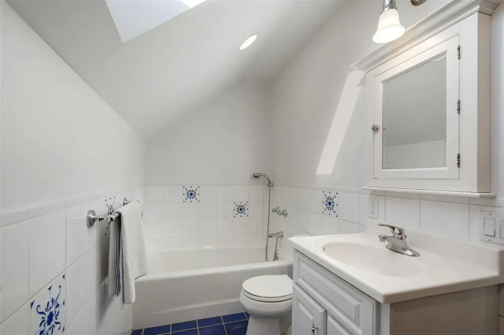 147 Montgomery Circle New Rochelle NY 10804