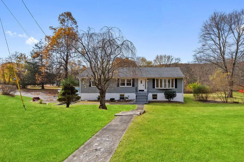 55 Anna Street Carmel NY 10512