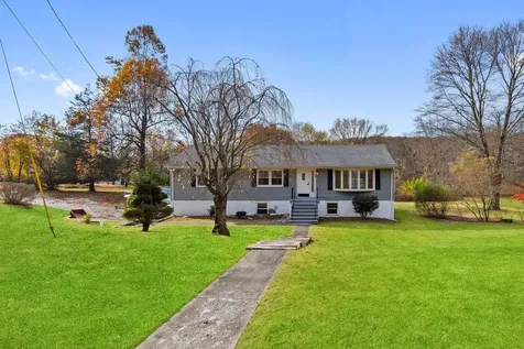 55 Anna Street Carmel NY 10512