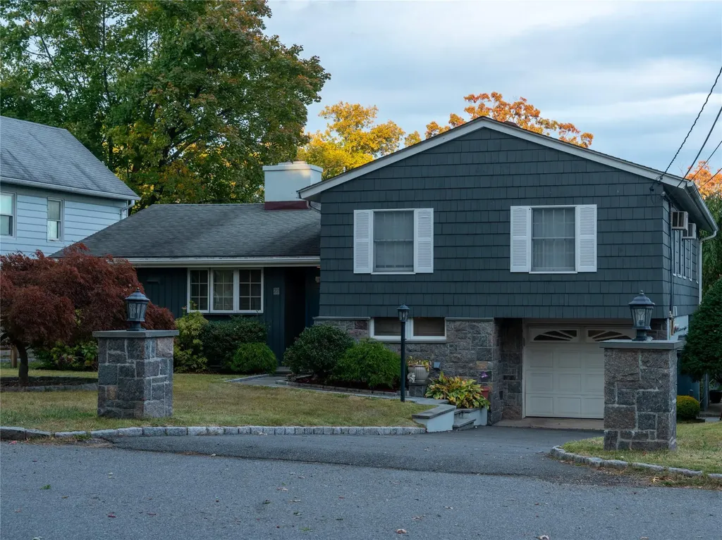22 Francis Lane Port Chester NY 10573