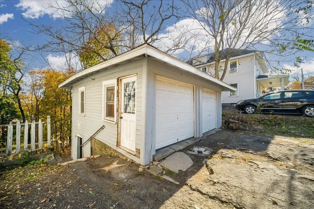 11 Ridge Avenue Walden NY 12586