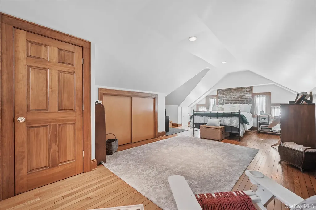 39 Park Circle White Plains NY 10603