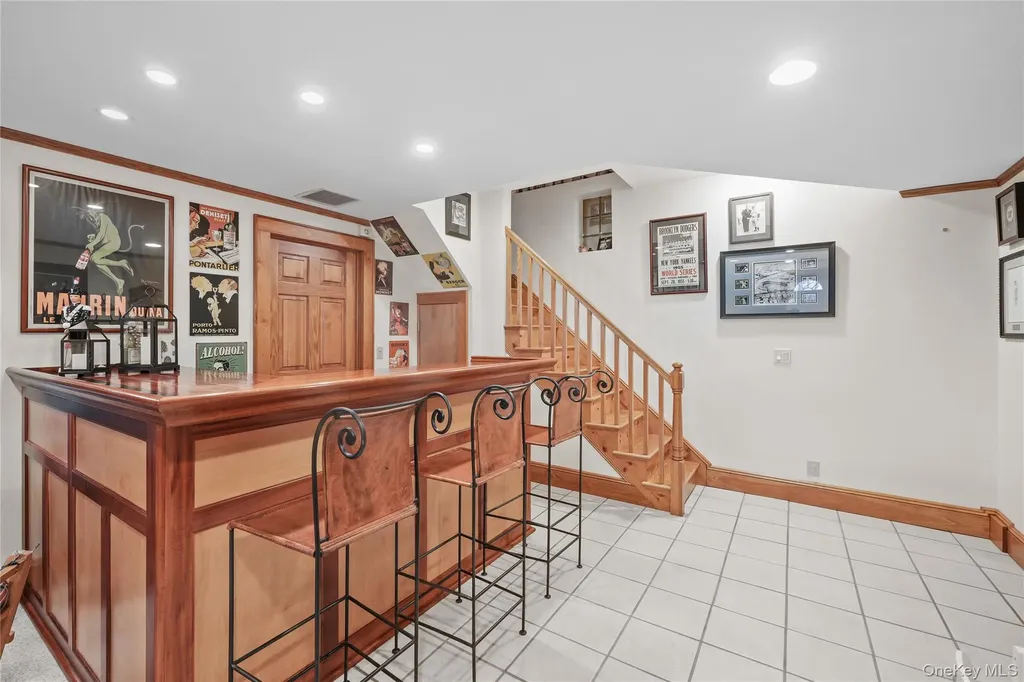 39 Park Circle White Plains NY 10603