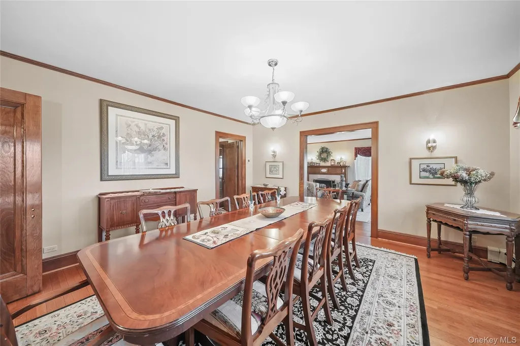 39 Park Circle White Plains NY 10603