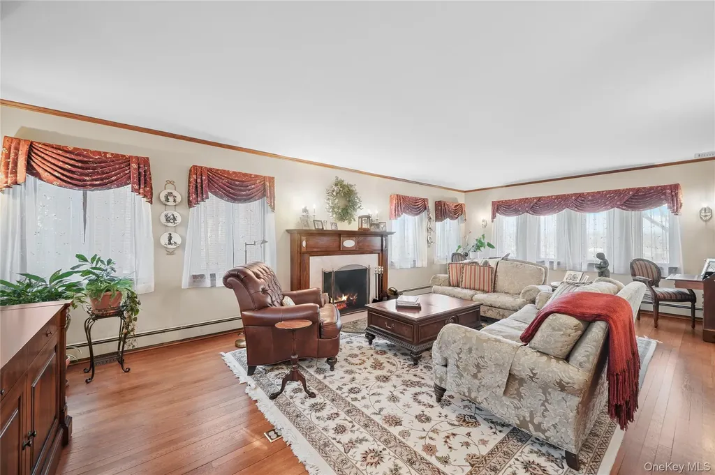 39 Park Circle White Plains NY 10603