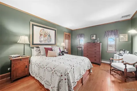 39 Park Circle White Plains NY 10603