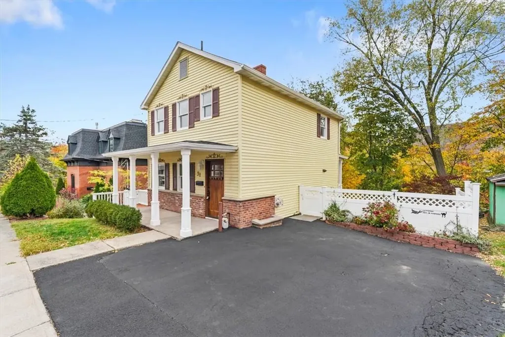 31 Davis Street Beacon NY 12508