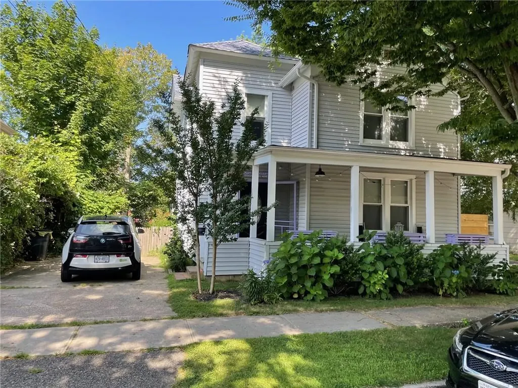 239 5th Avenue Greenport NY 11944