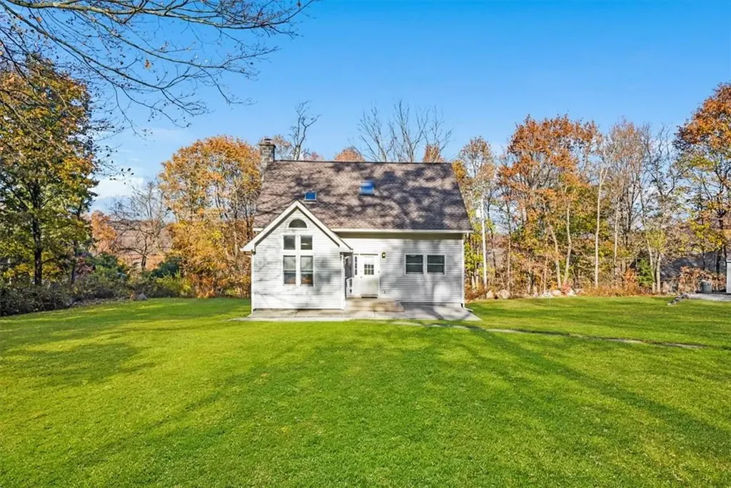 4 Cedar Trail Monroe NY 10950