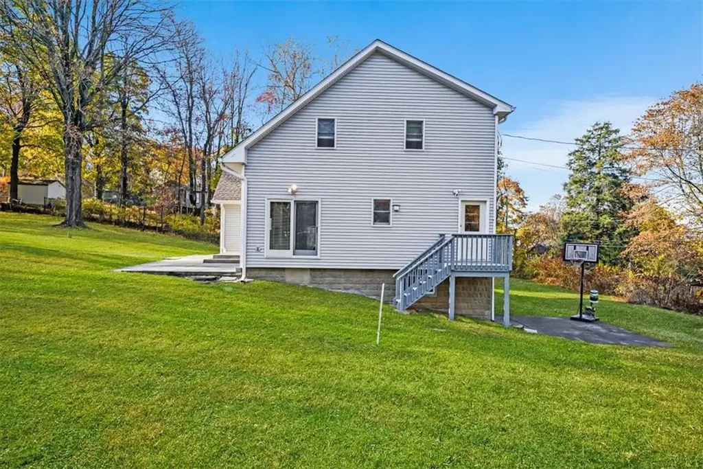 4 Cedar Trail Monroe NY 10950