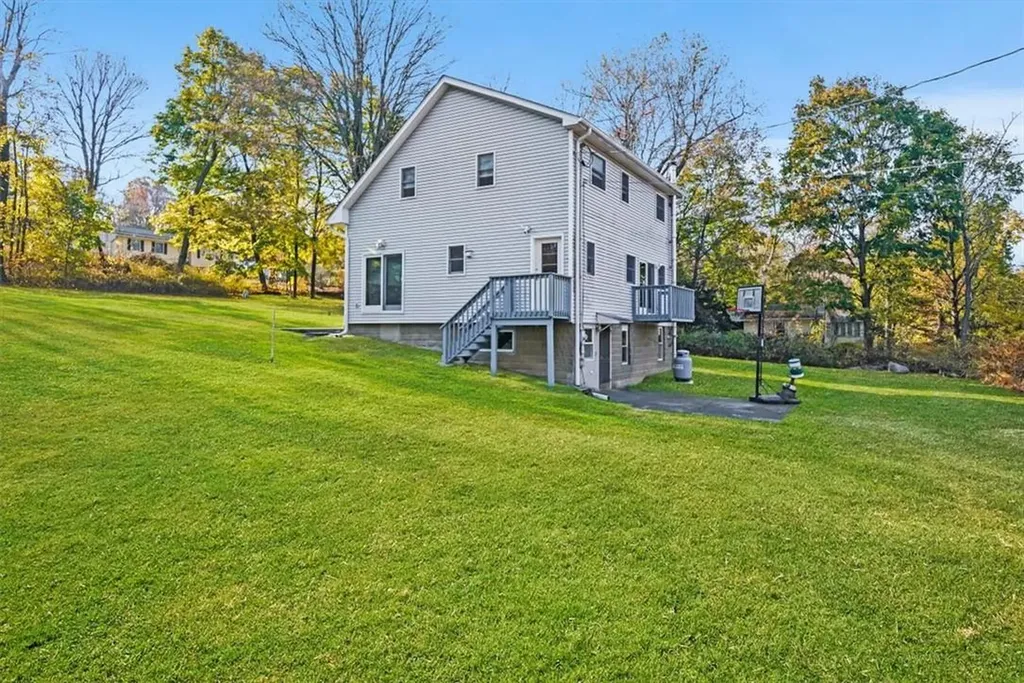 4 Cedar Trail Monroe NY 10950