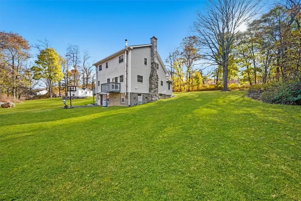 4 Cedar Trail Monroe NY 10950