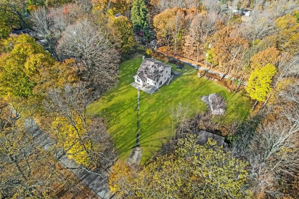 4 Cedar Trail Monroe NY 10950