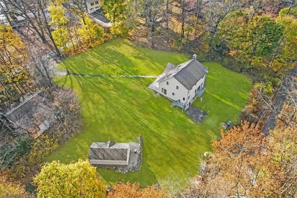 4 Cedar Trail Monroe NY 10950
